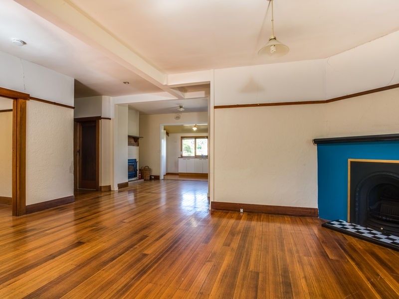 6 Westbury Road, South Launceston TAS 7249