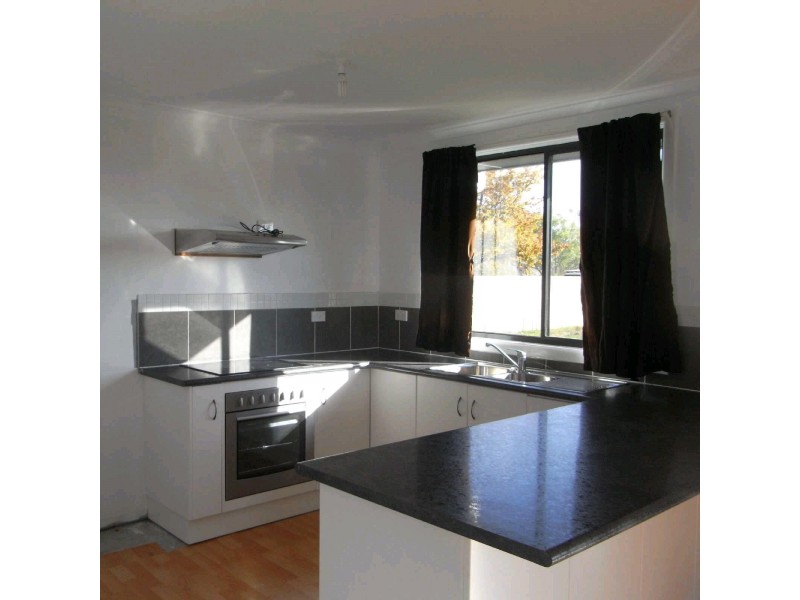 32 Burghley Street, Longford TAS 7301