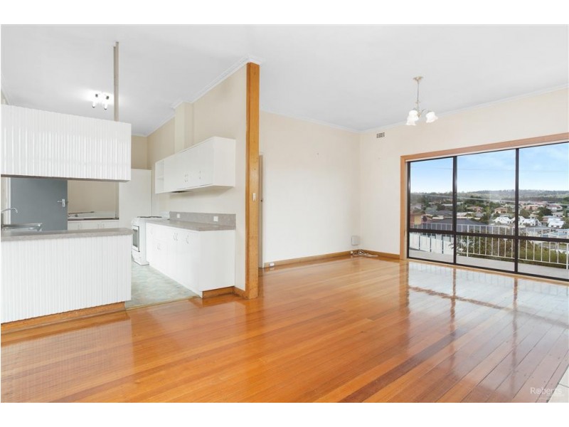 27 Waroona St, Youngtown TAS 7249