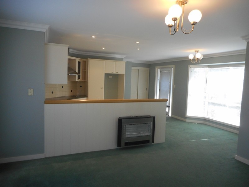 2/5 Estramina Court, Youngtown TAS 7249