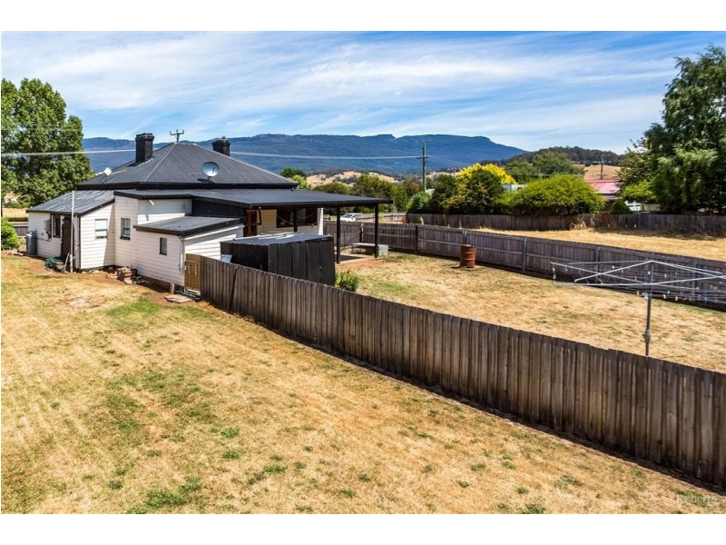 42 Pioneer Drive, Mole Creek TAS 7304