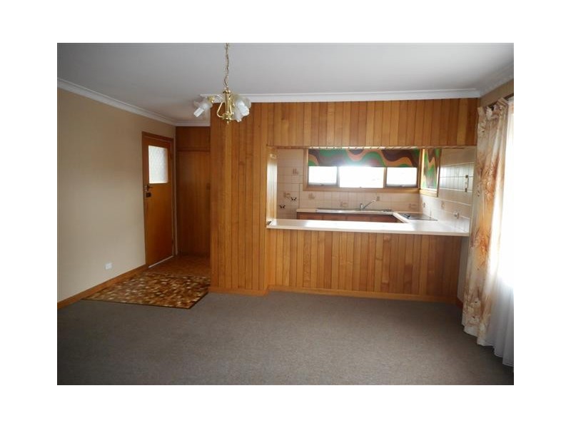 6 Cedar Street, Newnham TAS 7248