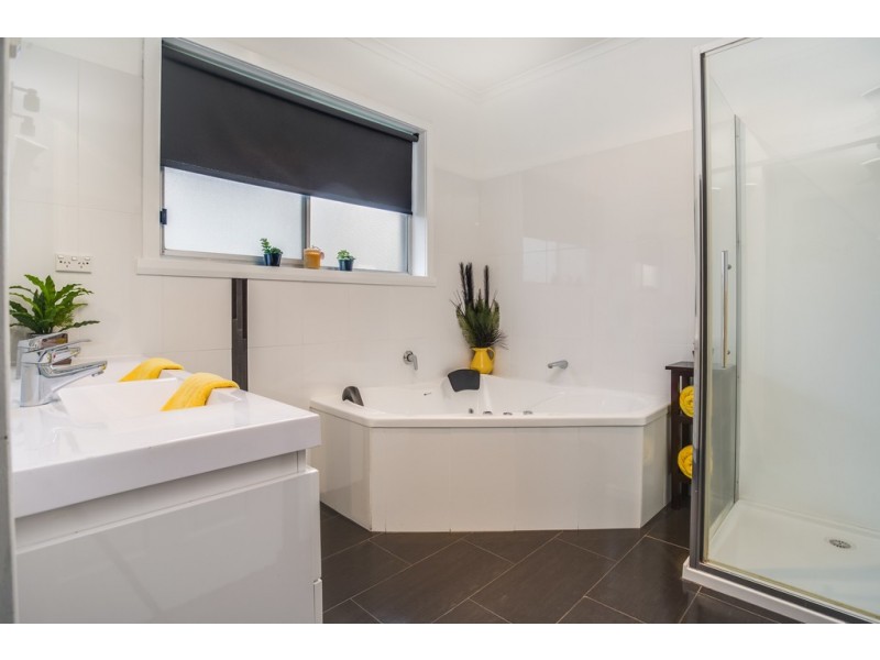 14 Denis Drive, Riverside TAS 7250