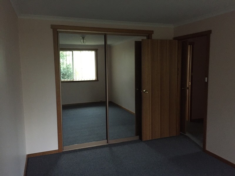 4/1-3 Patricia Place, Newnham TAS 7248