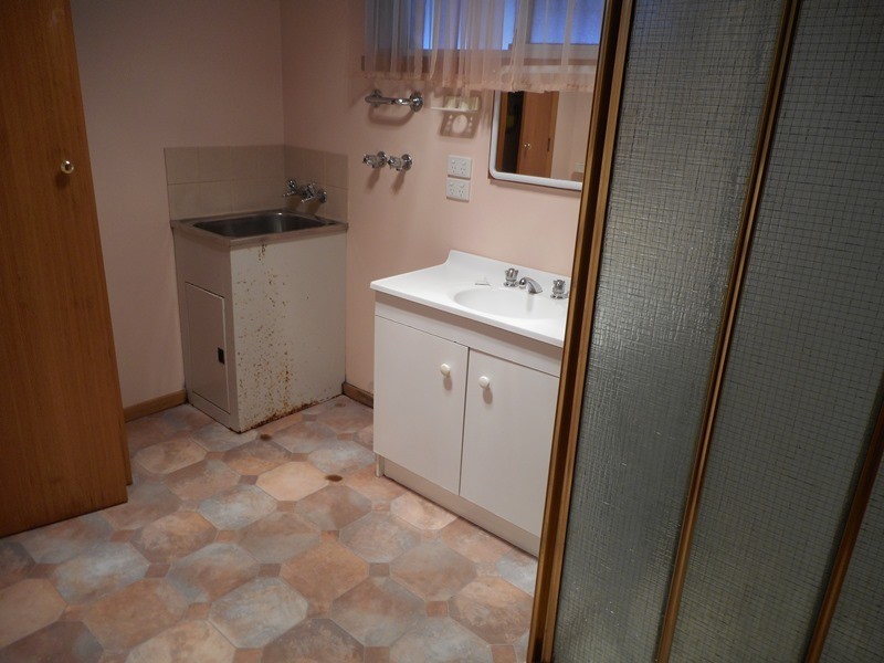 4/1-3 Patricia Place, Newnham TAS 7248