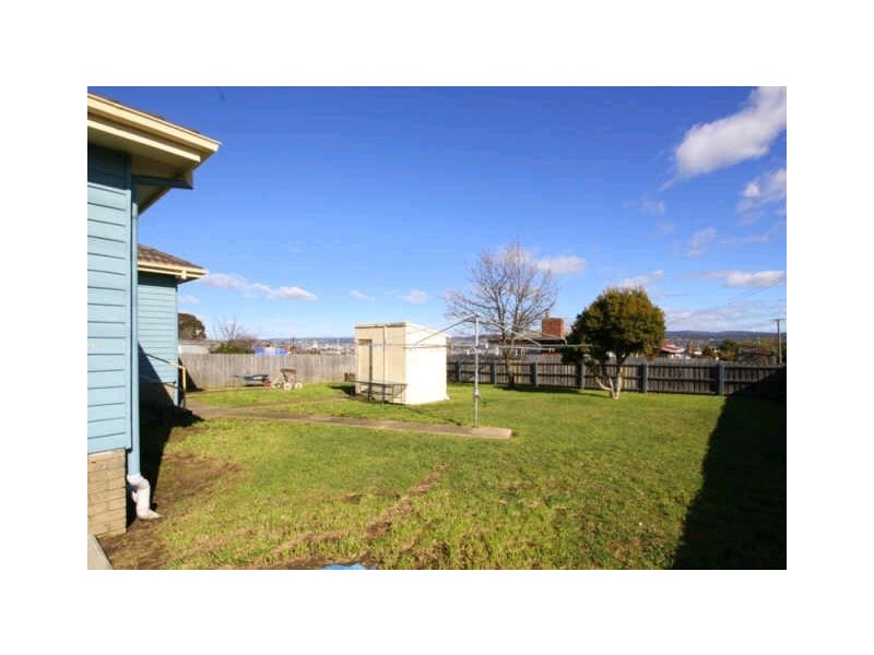 10 Lawson Street, Mayfield TAS 7248