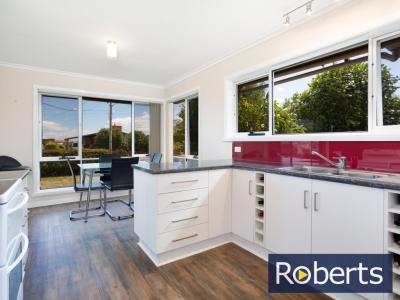 16 Clarendon Street, Youngtown TAS 7249