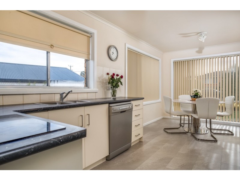 94 Rowland Crescent, Summerhill TAS 7250