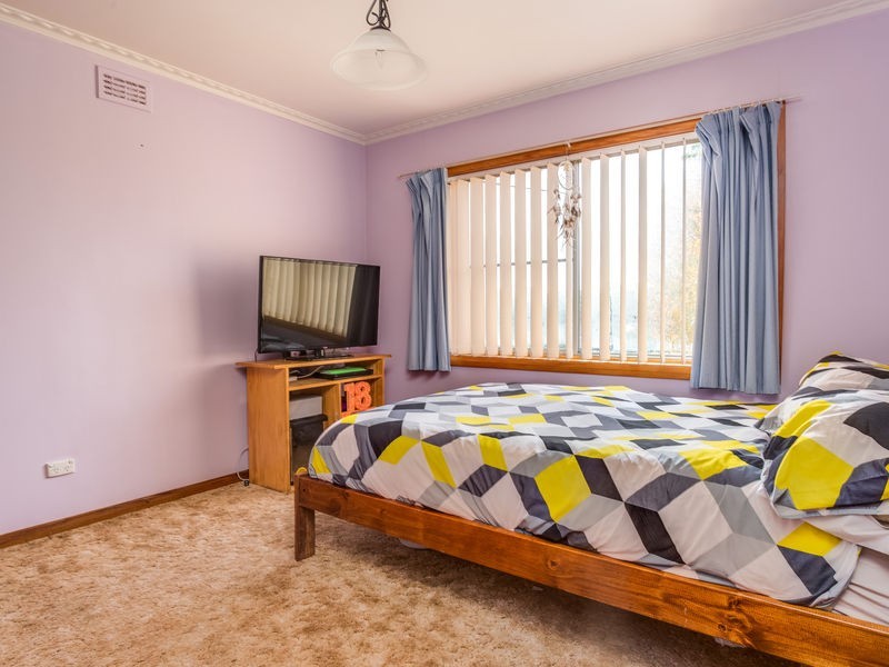 38 Oaktree Road, Youngtown TAS 7249