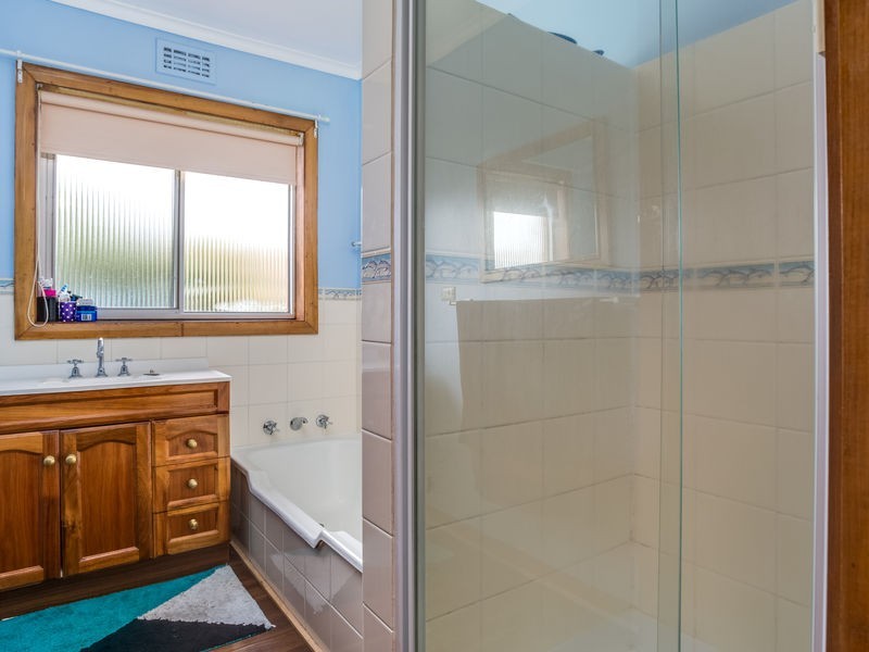 38 Oaktree Road, Youngtown TAS 7249