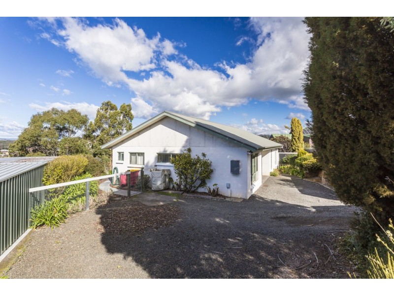 27 Delta Avenue, Youngtown TAS 7249
