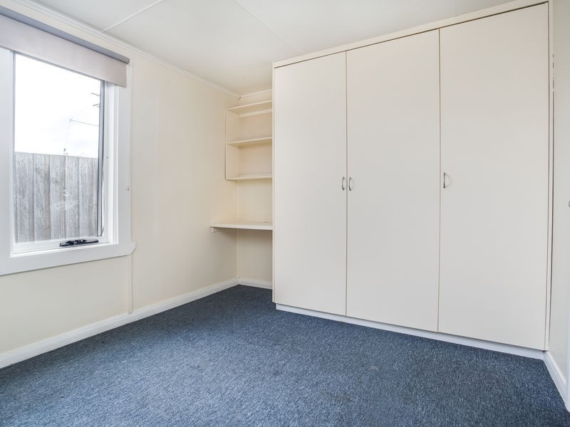 1/11 Napier Street, Youngtown TAS 7249