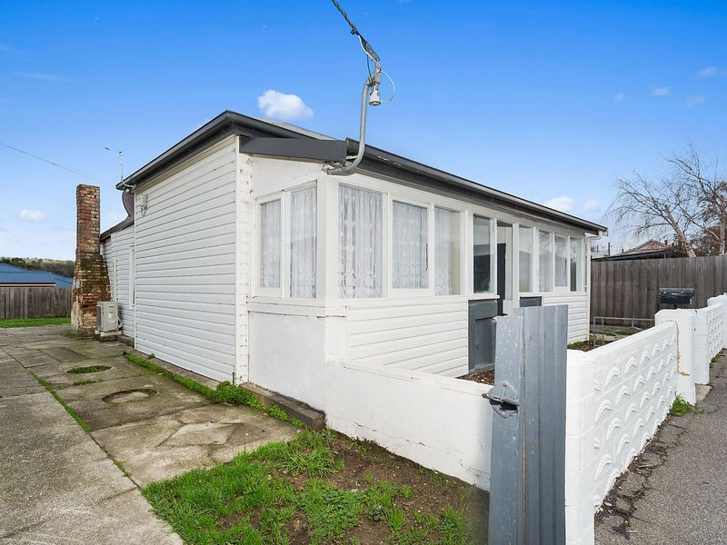 1/11 Napier Street, Youngtown TAS 7249