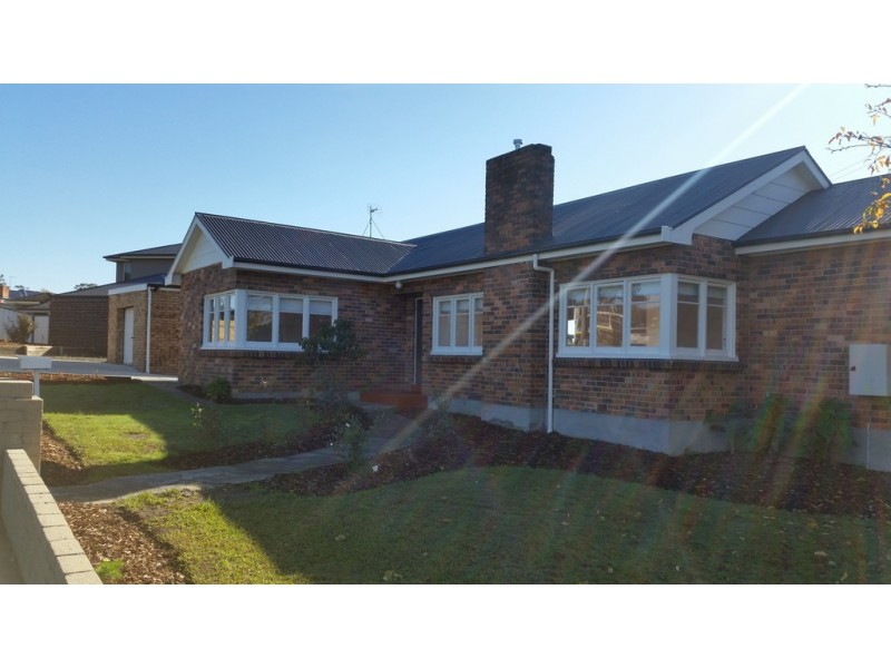 2 Deviation crescent, Prospect TAS 7250