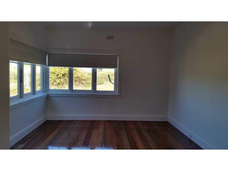 2 Deviation crescent, Prospect TAS 7250