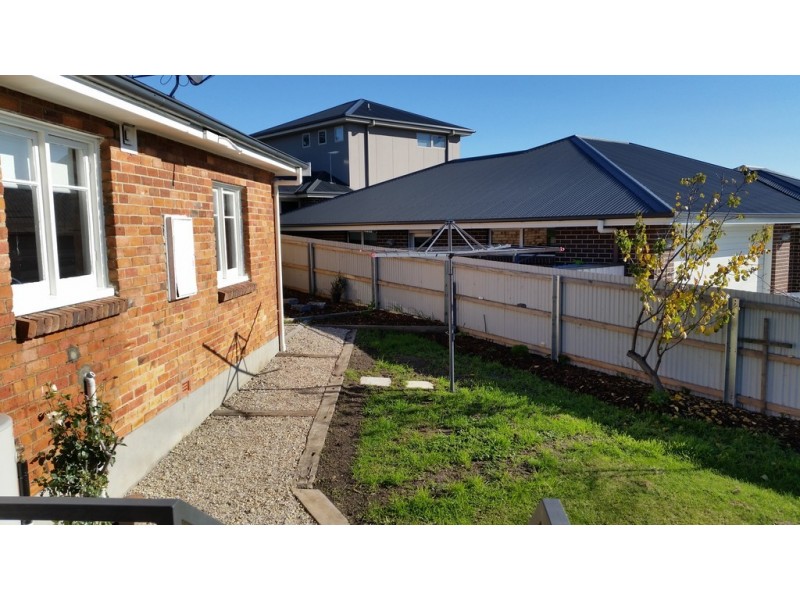 2 Deviation crescent, Prospect TAS 7250