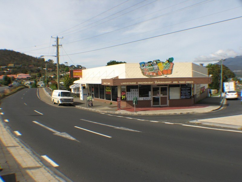 145 East Derwent Highway, Lindisfarne TAS 7015
