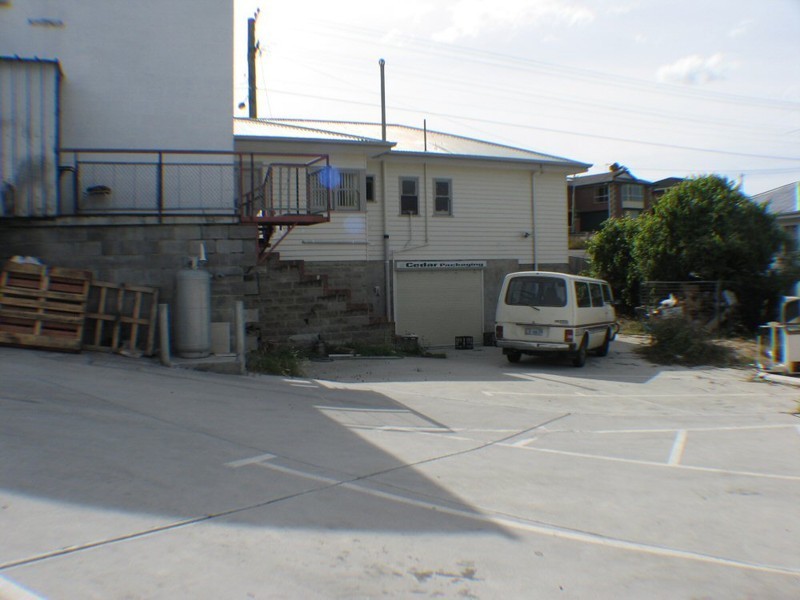 145 East Derwent Highway, Lindisfarne TAS 7015