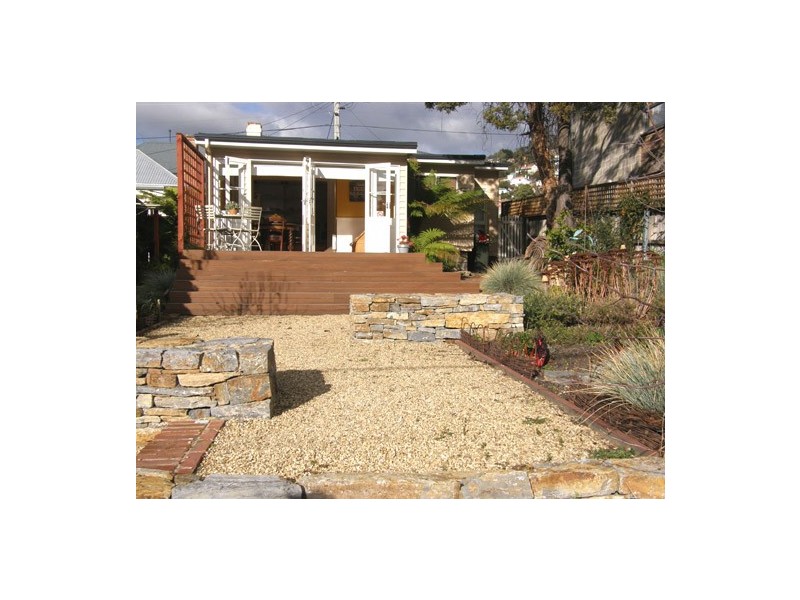19 Cascade Road, South Hobart TAS 7004