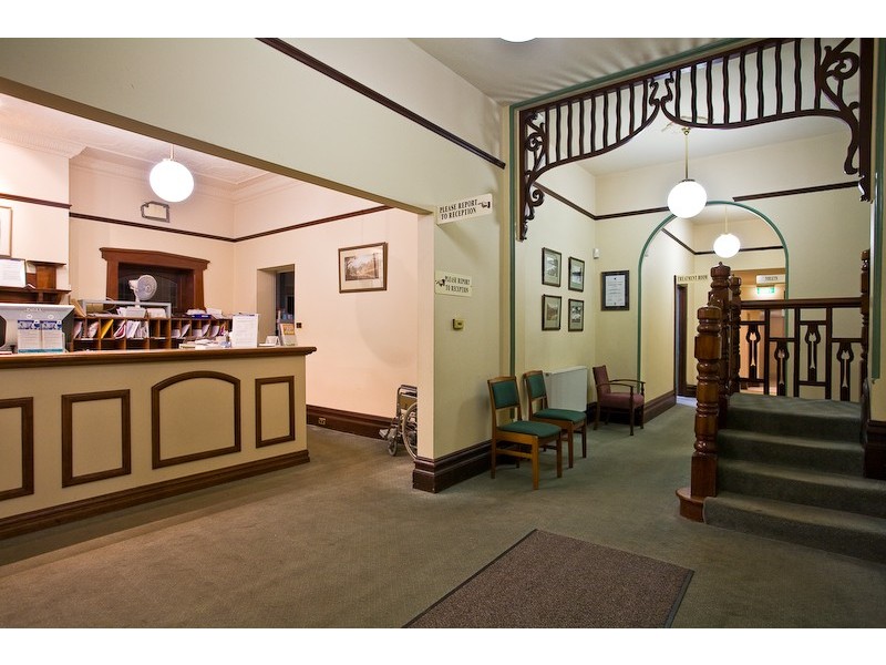 7 Beach Road, Sandy Bay TAS 7005