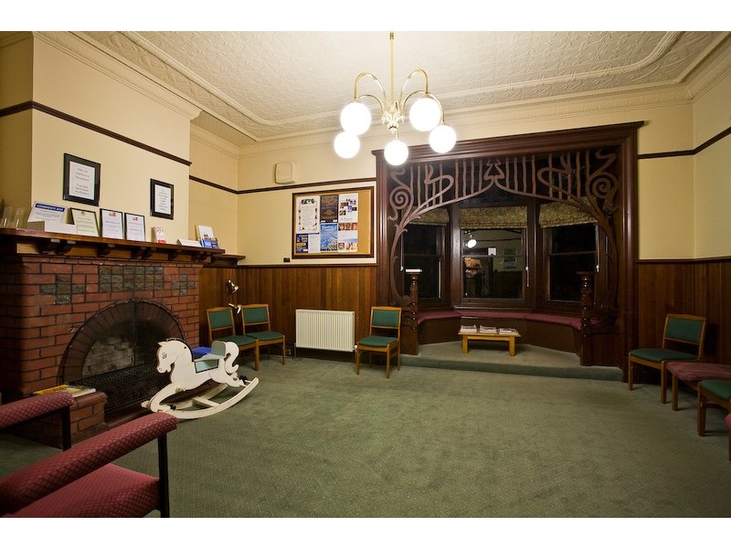 7 Beach Road, Sandy Bay TAS 7005