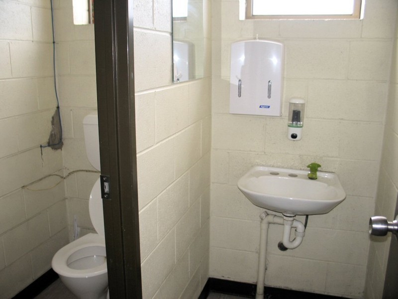 4/10 Lampton Avenue, Derwent Park TAS 7009