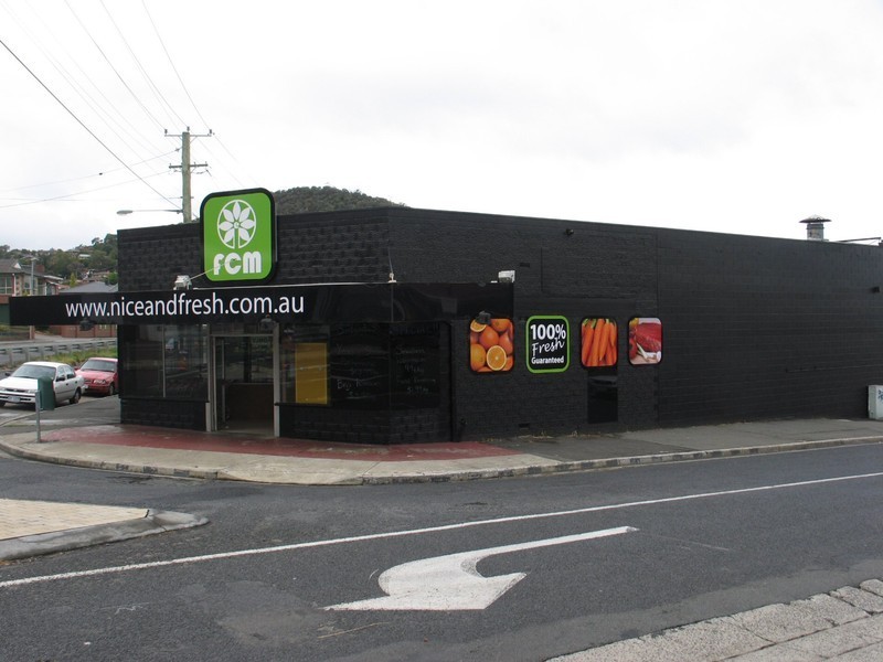 145 East Derwent Highway, Lindisfarne TAS 7015