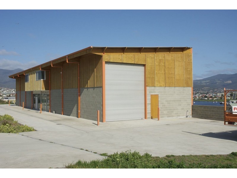 96a and 96b Derwent Park Road, Derwent Park TAS 7009