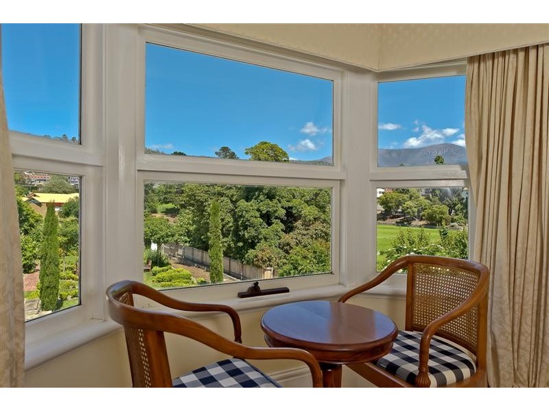 391 Sandy Bay Road, Sandy Bay TAS 7005