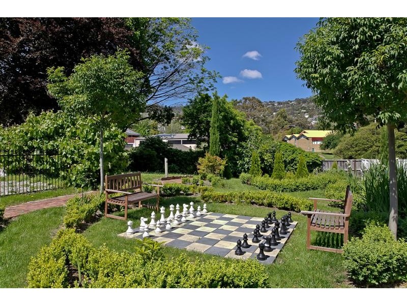 391 Sandy Bay Road, Sandy Bay TAS 7005