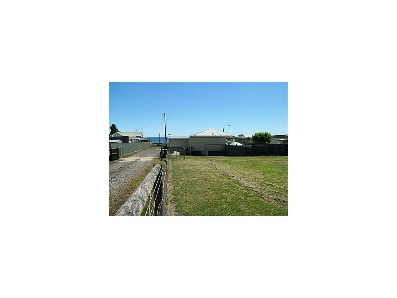 17 Besser Crescent, Burnie TAS 7320
