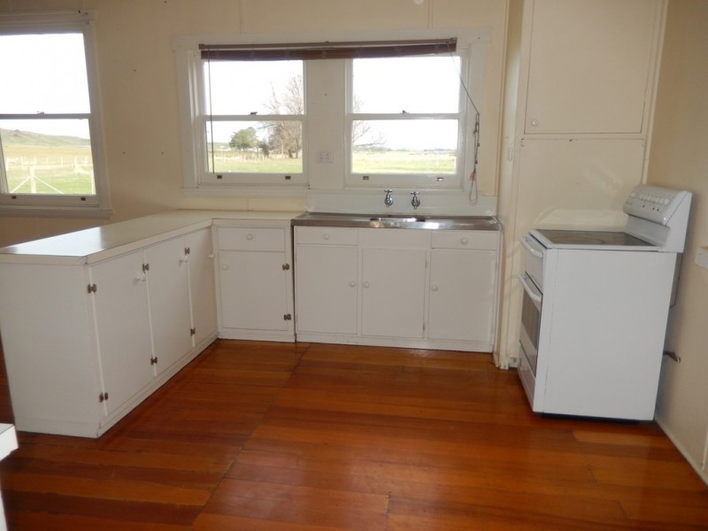 1 Kingston Grove, Nile TAS 7212
