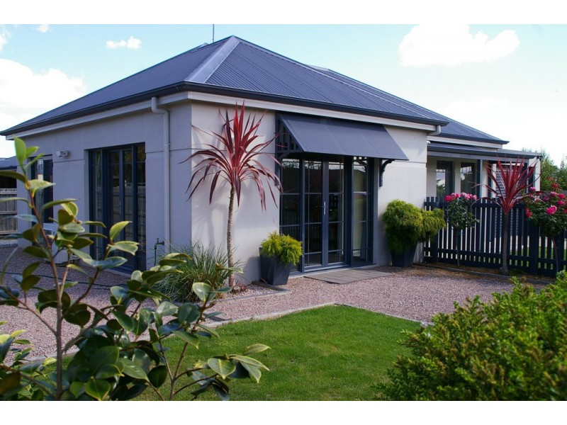 1/42 Logan Road, Evandale TAS 7212
