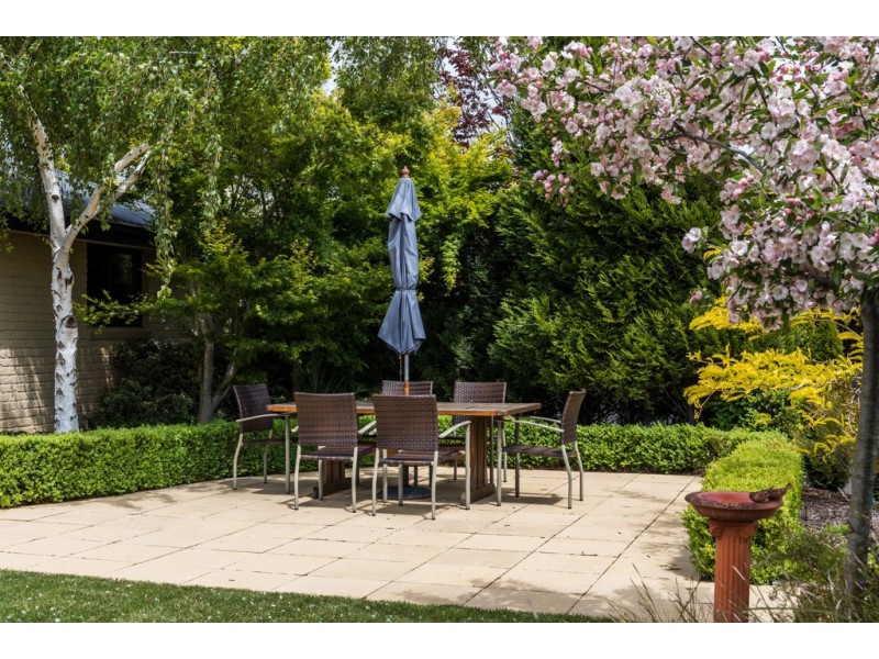 13 Spring Grove, Youngtown TAS 7249