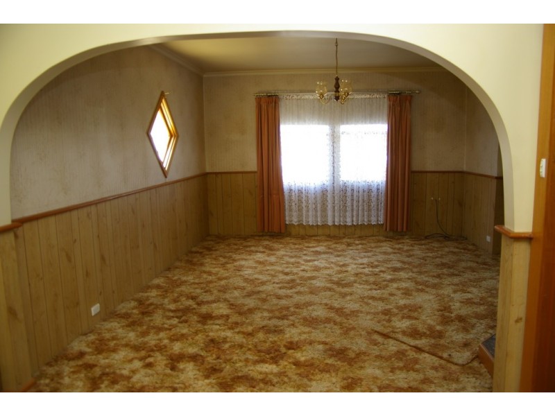 25 Pedder Street, Campbell Town TAS 7210