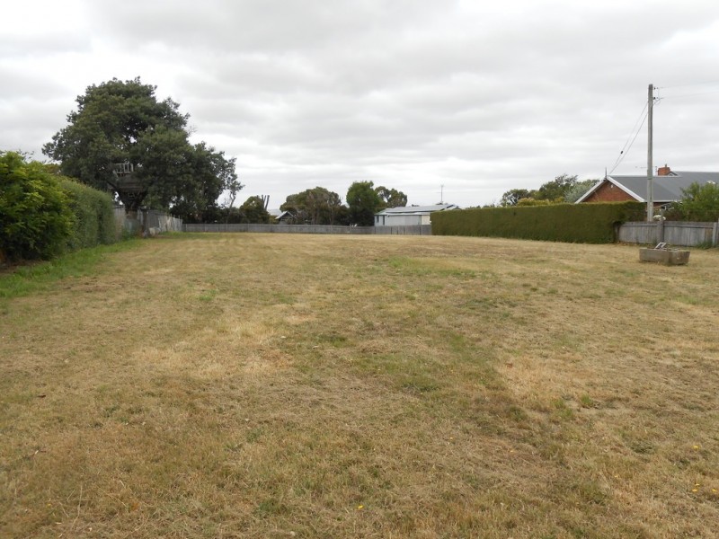 111 Main Street, Cressy TAS 7302