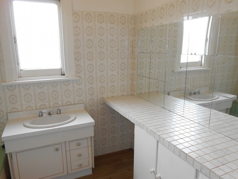 111 Main Street, Cressy TAS 7302