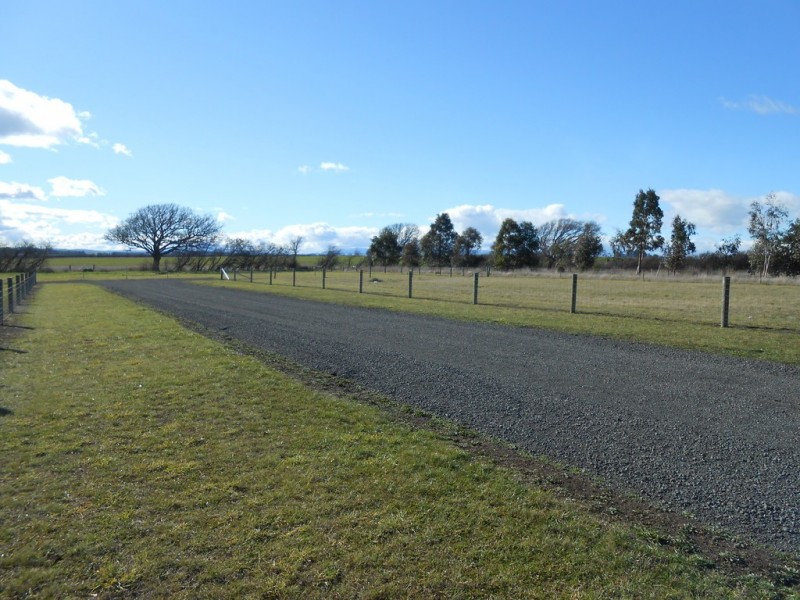 5 Jetson Court, Cressy TAS 7302