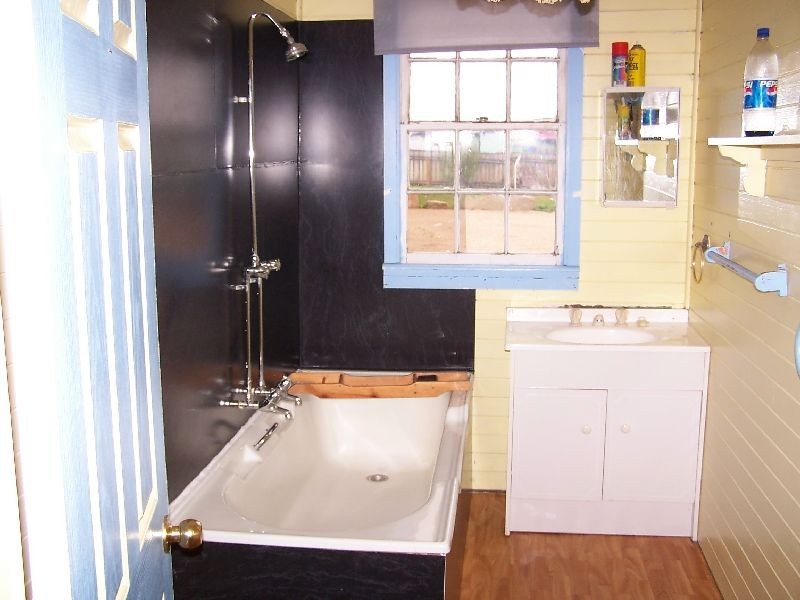 36-38 Falmouth Street, Avoca TAS 7213