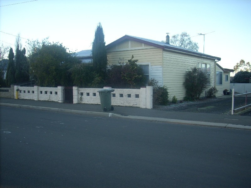 24  Russell Street, Evandale TAS 7212