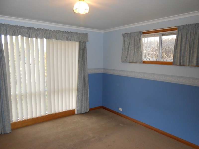 16 Pultney Street, Longford TAS 7301