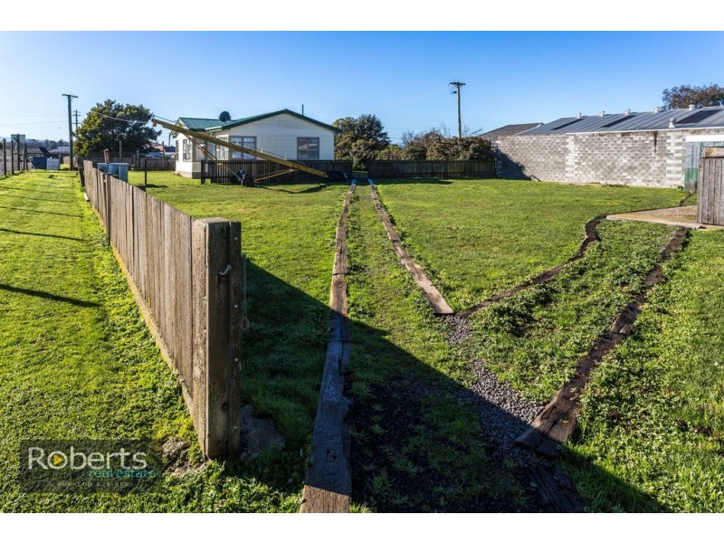 2A Wellington Street, Longford TAS 7301