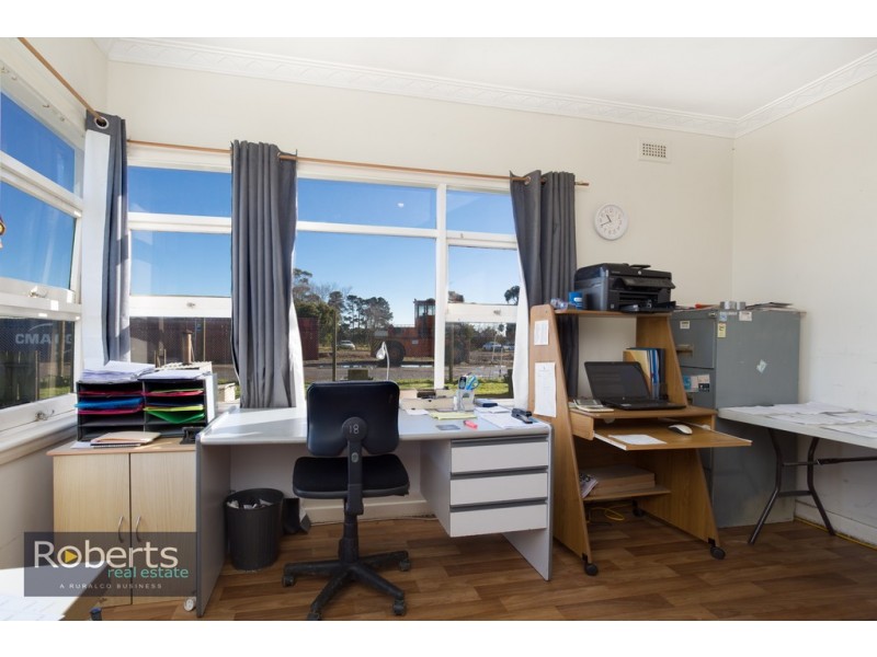 2A Wellington Street, Longford TAS 7301