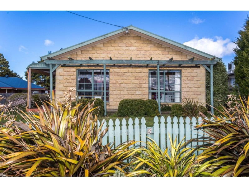 6 Saddlers Court, Evandale TAS 7212