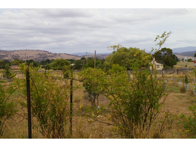2 Waterloo Street, Ross TAS 7209