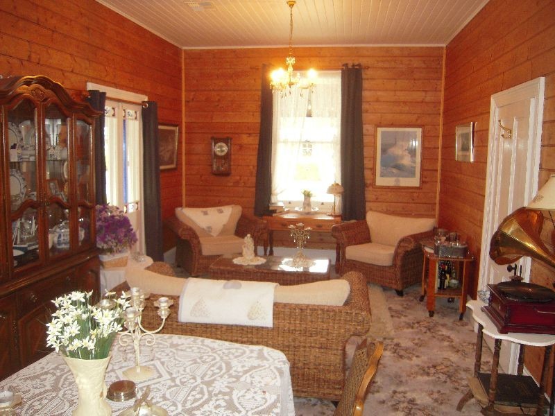 2 Church Street, Cressy TAS 7302