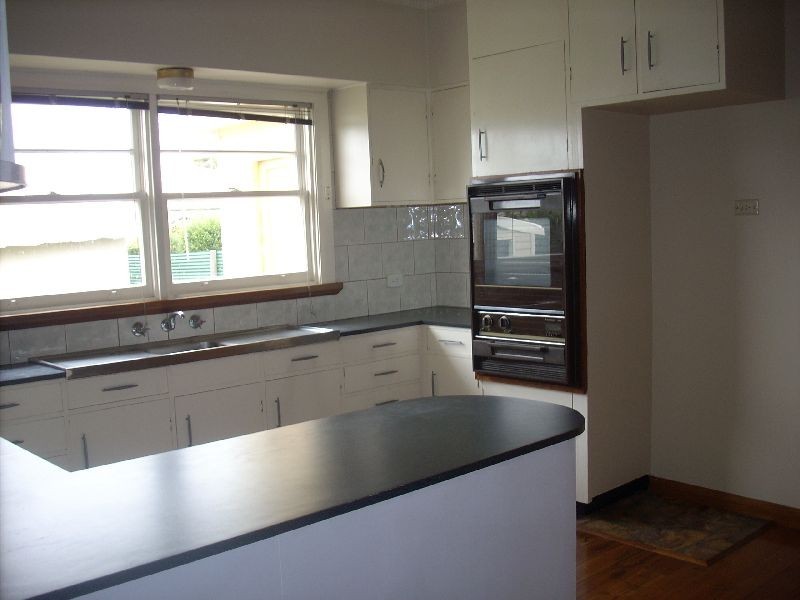 13 Howick Street, Longford TAS 7301