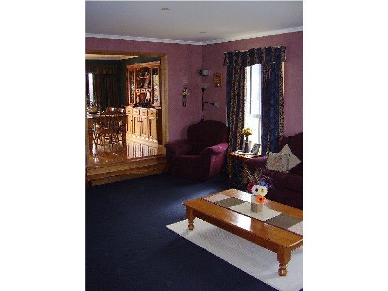 36 Archer Street, Cressy TAS 7302