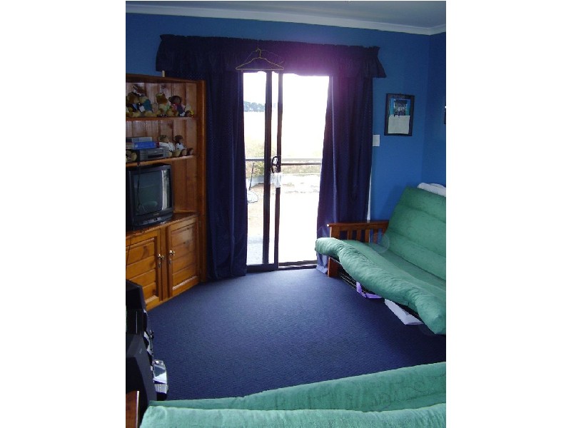 36 Archer Street, Cressy TAS 7302