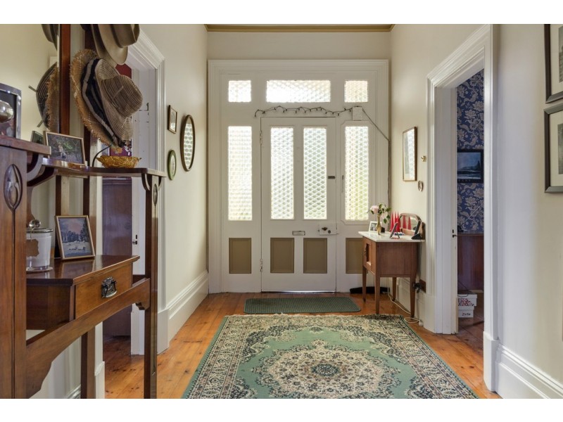 19b Howick Street, Longford TAS 7301